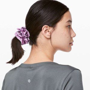Lululemon Light Locks Scrunchie